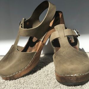 Lotta from Stockholm T-Strap Clogs